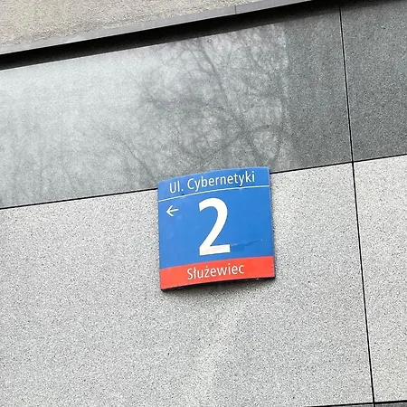 Cybernetyki2 Near Airport Гостевой дом Варшава